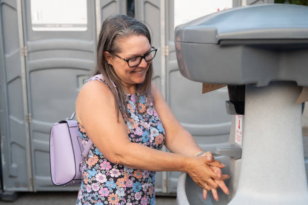 Portable Toilet Options We Offer in Morgandale, OH